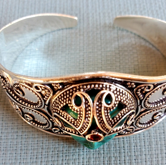 New Carved Goddess Face Garnet 925 Silver Bracelet. - Picture 12 of 12